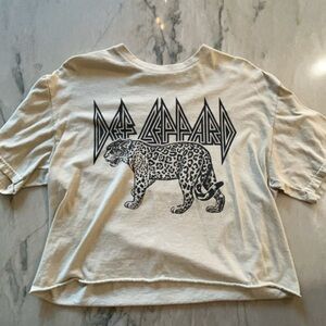 Def Leppard cropped shirt